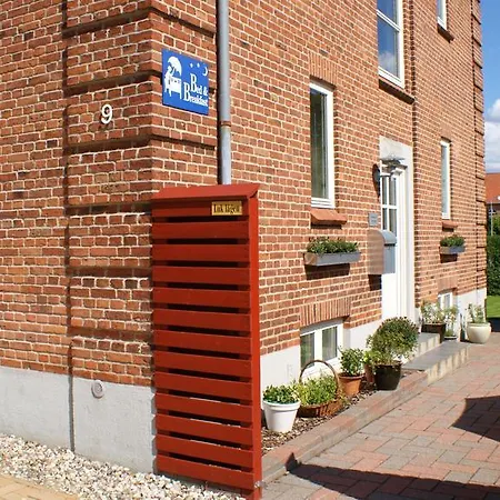 לינה וארוחת בוקר Billesgade 3*