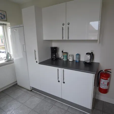 לינה וארוחת בוקר Billesgade 3*