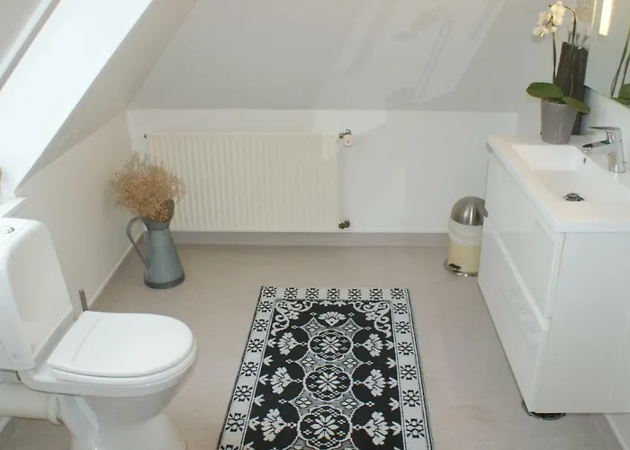 Billesgade Bed & Breakfast 3*